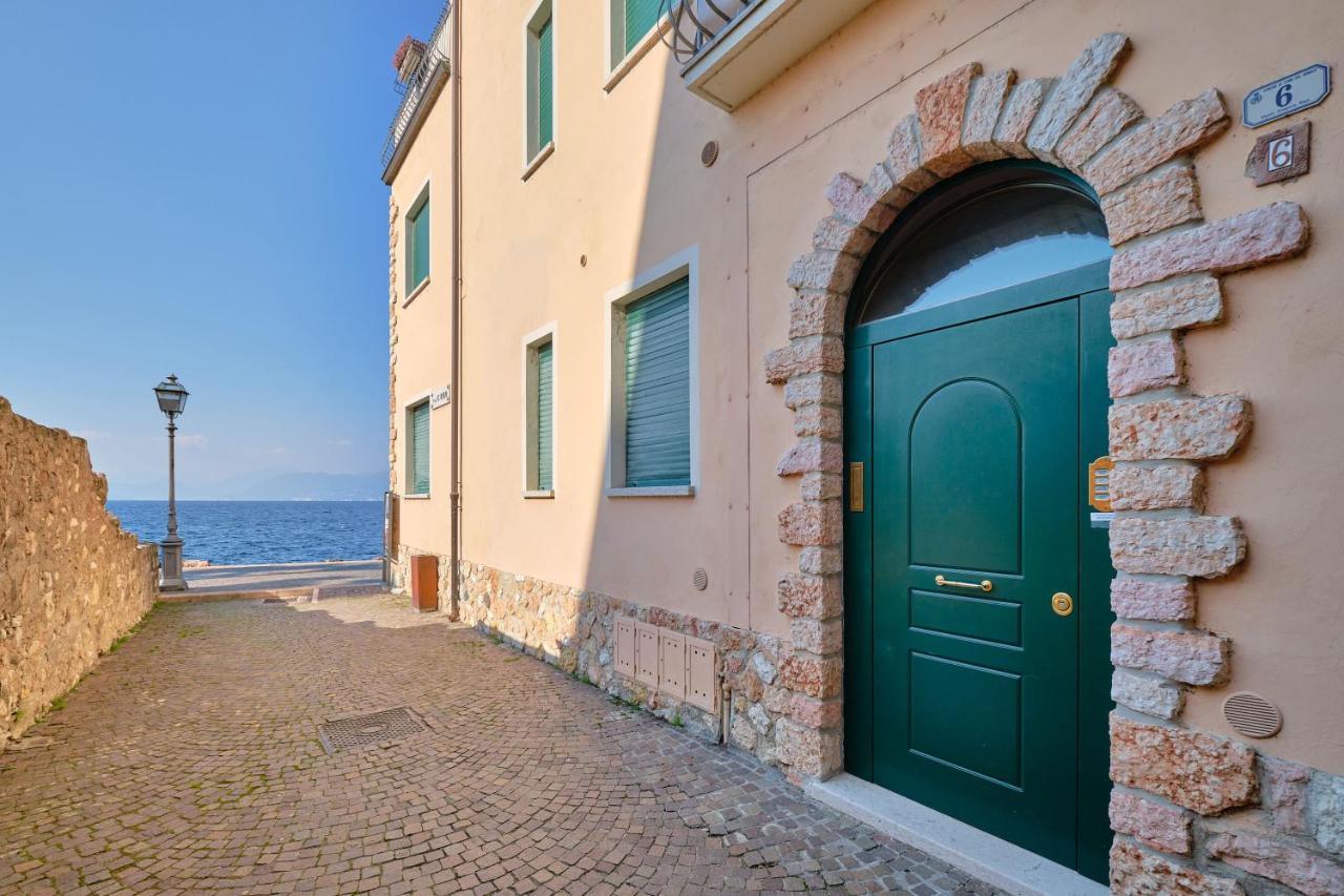 Apartmentsgarda - Residenza Dei Navigatori توري ديل بيناكو المظهر الخارجي الصورة