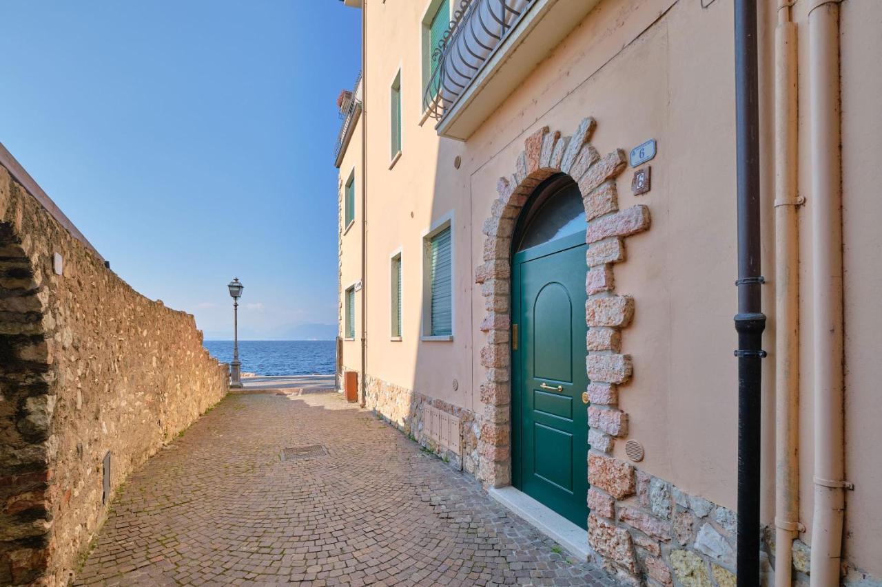 Apartmentsgarda - Residenza Dei Navigatori توري ديل بيناكو المظهر الخارجي الصورة